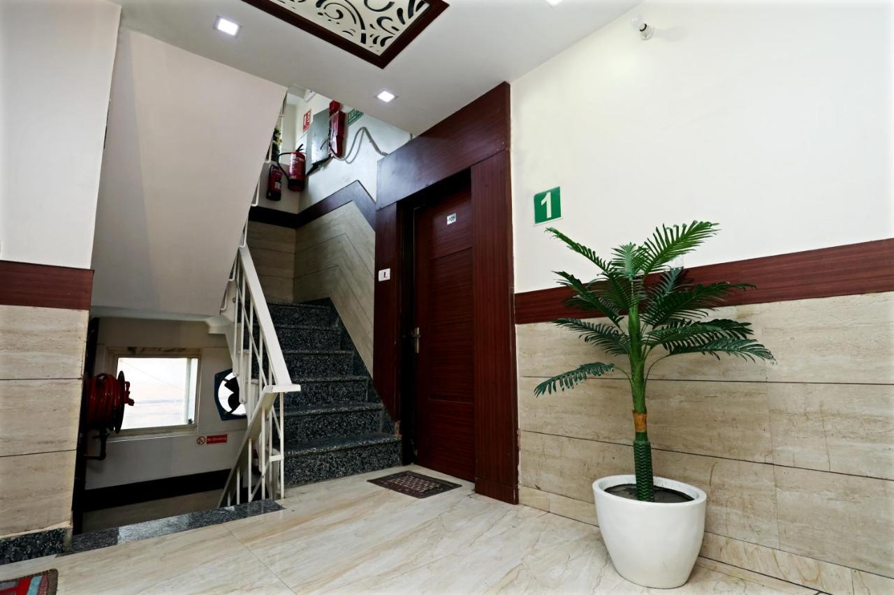 Hotel Toto International Dx Nueva Delhi Exterior foto